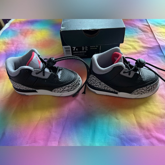 Brand New Baby Jordan 3 Retro BT size 7C Rare Find Black Fire Red Cement Grey - Picture 5 of 8